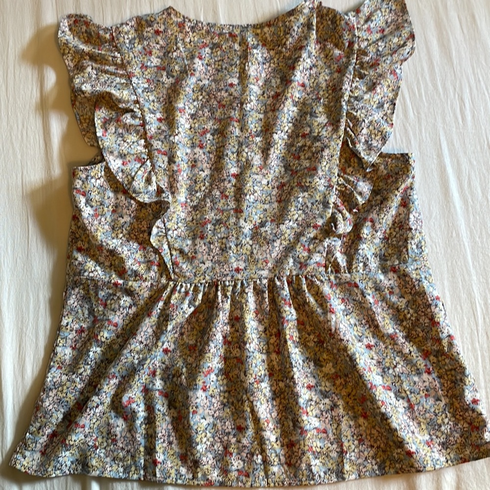 Pleione Ruffled Top, Size S - Picture 4 of 5